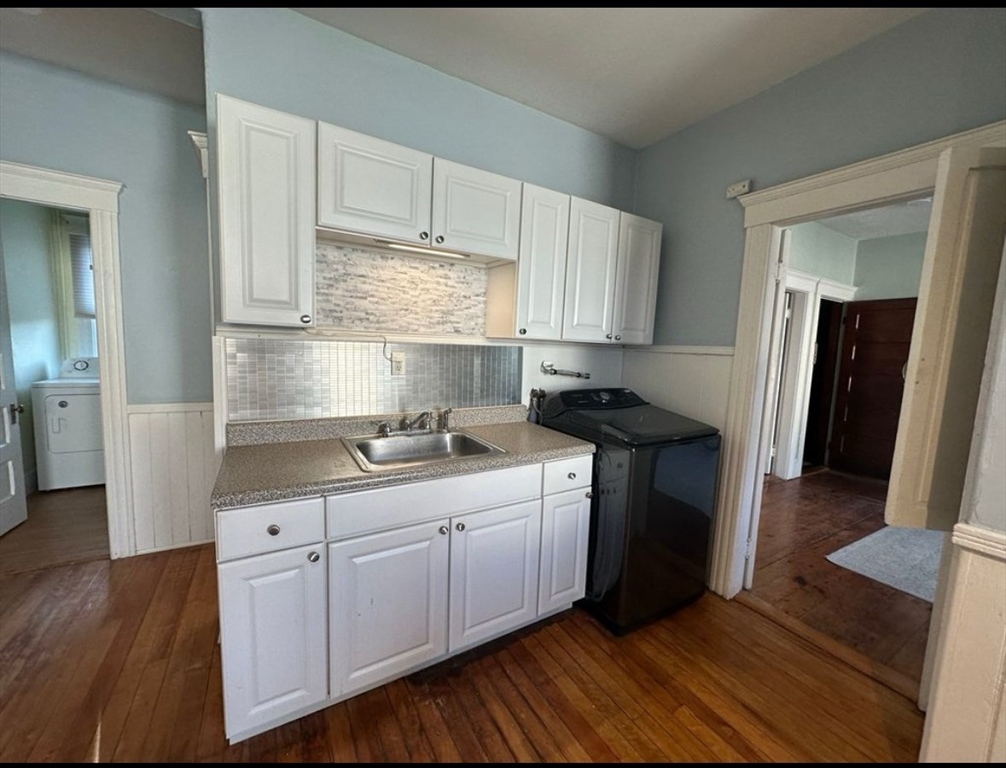 95 May St, West Side