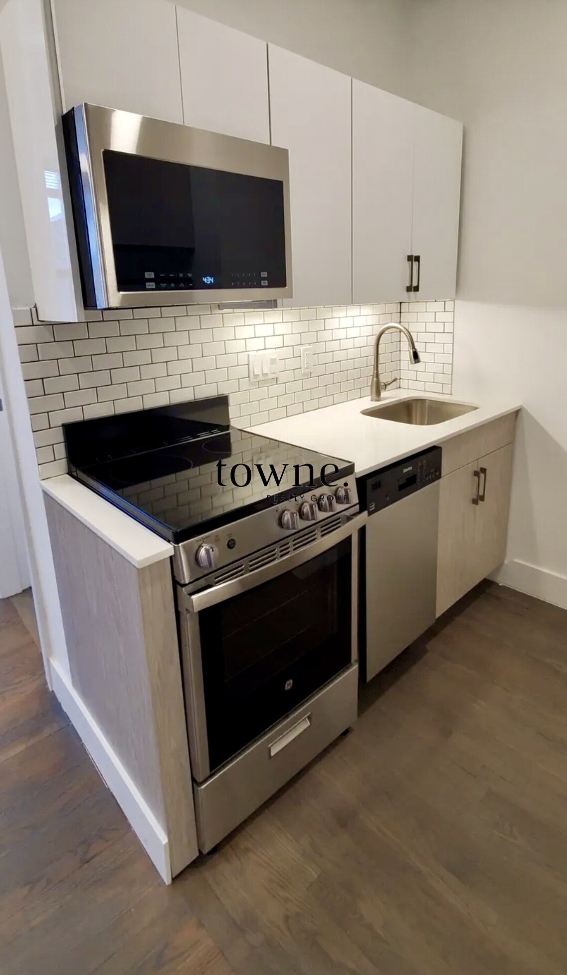 11 Queensberry St, Fenway