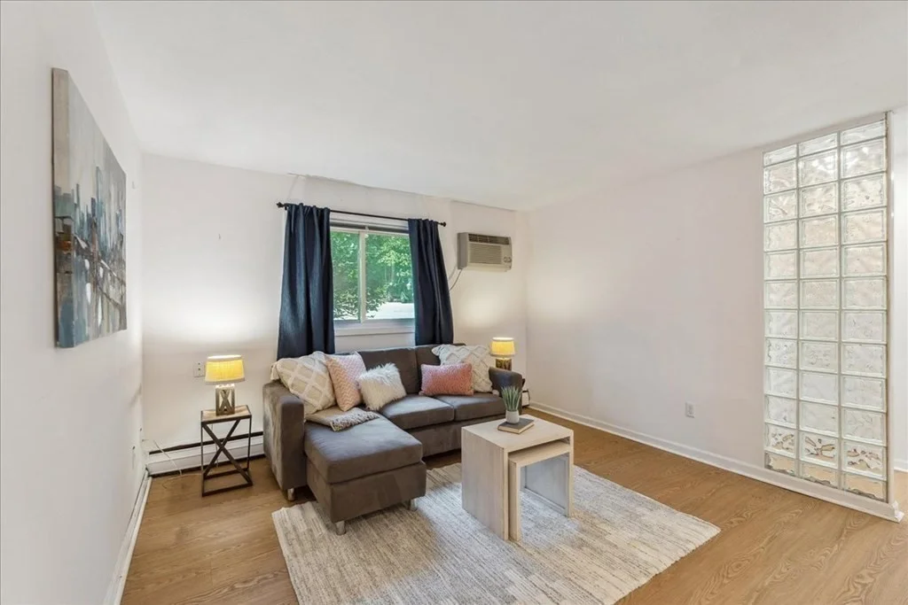 82 Lionel Ave, Waltham