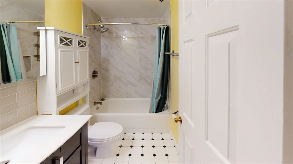 205 Richdale Ave, Neighborhood Nine