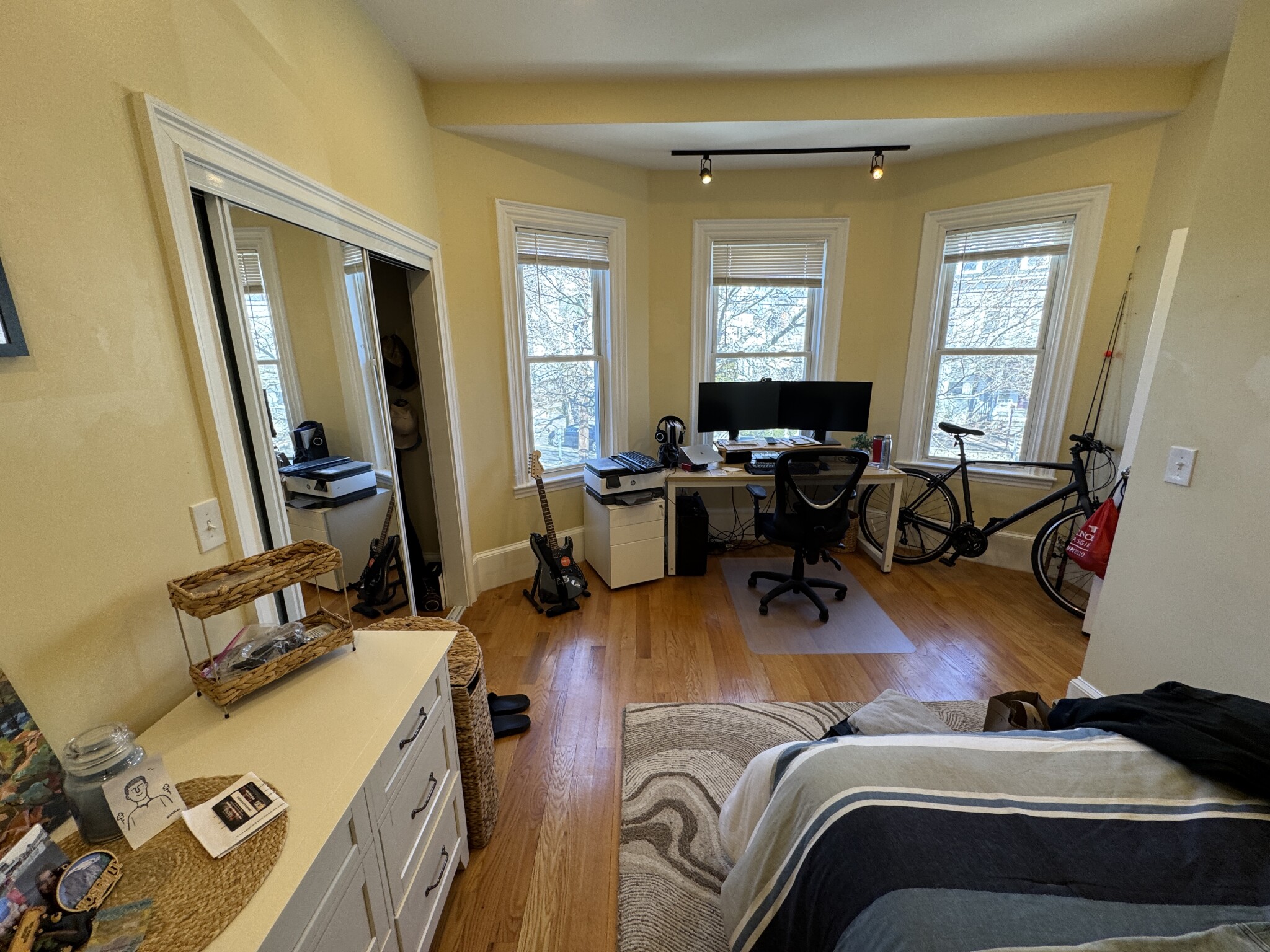 208 Holland St, Teele Square