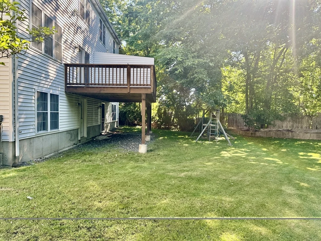 27 Turner Ter, Newtonville