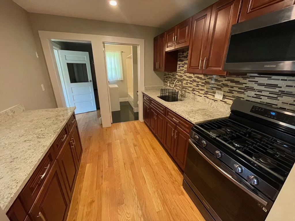 35 Wilson St, Billerica