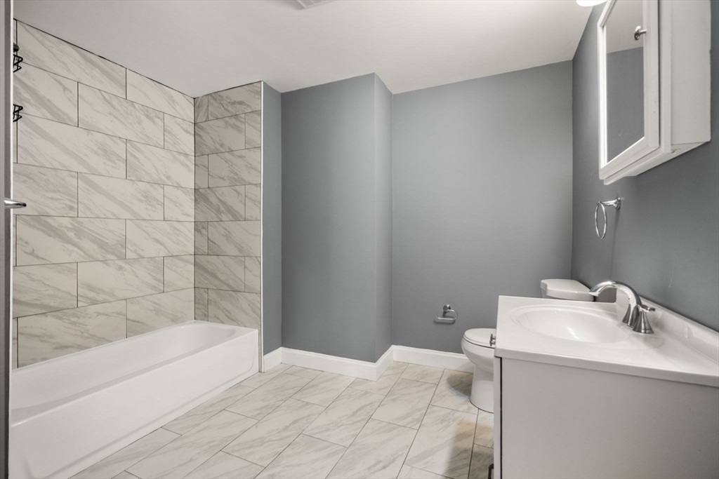 10 Royal St, Allston