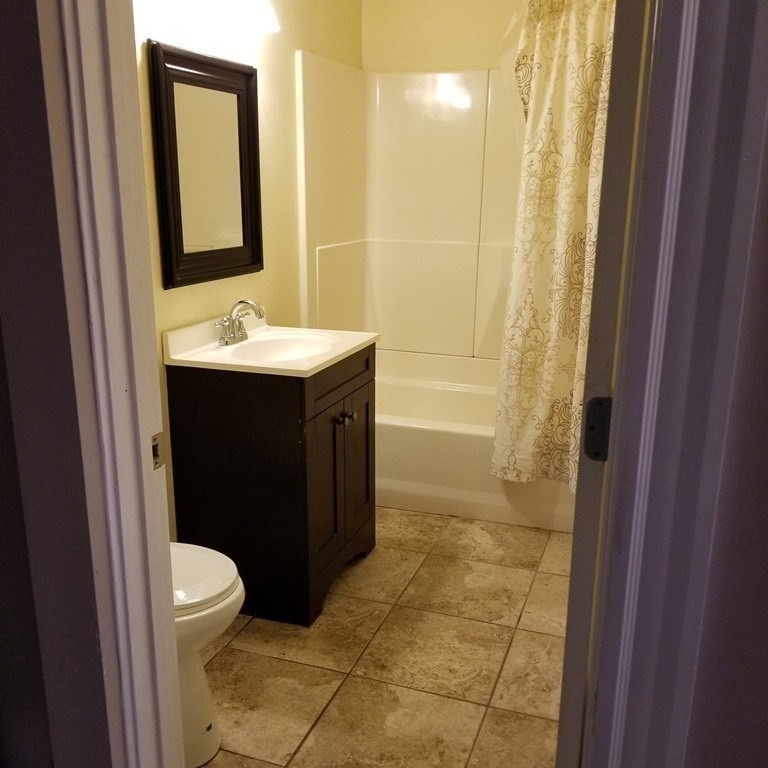 8 Cedar St, Haverhill