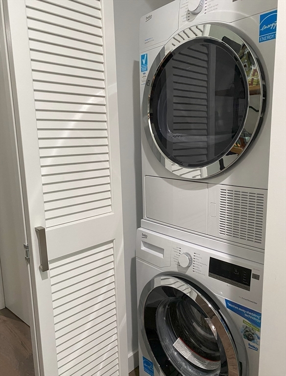 133-135 Hyde Park Ave, Jamaica Plain