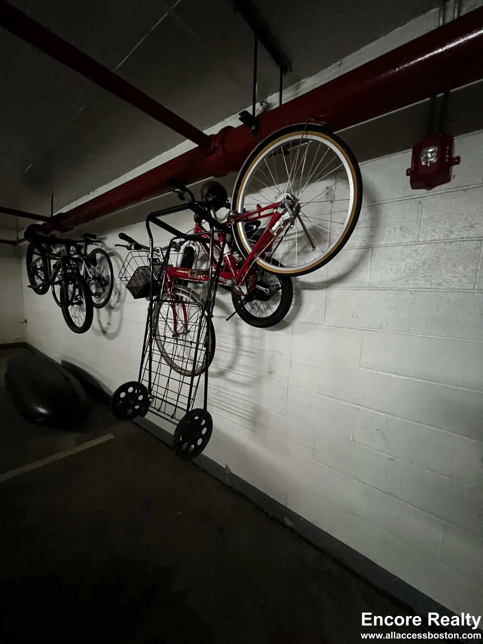 77 Pond Ave, Brookline Village