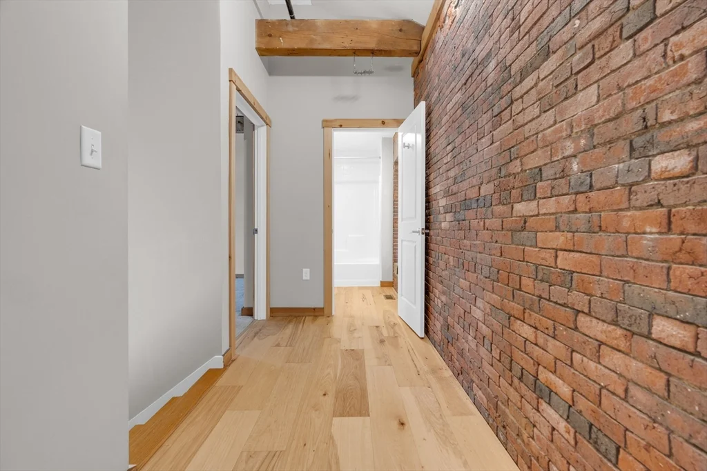 58 13th St, Charlestown