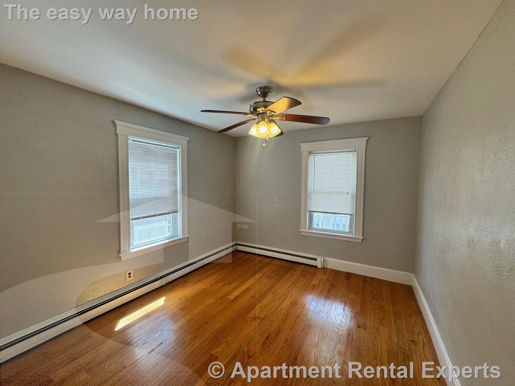 60 Hamilton St, Tufts