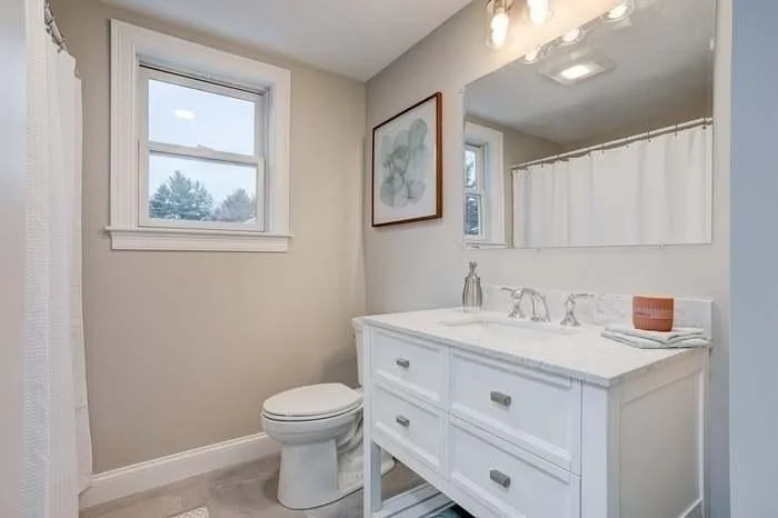 1 Adelman Rd, Wilmington