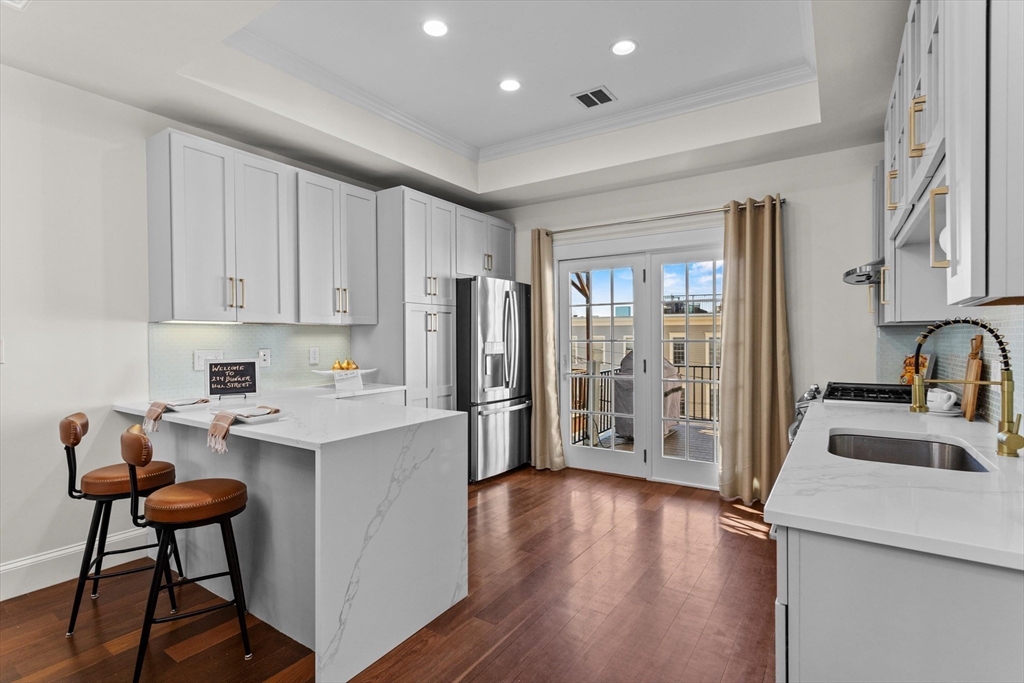 274 Bunker Hill St, Charlestown