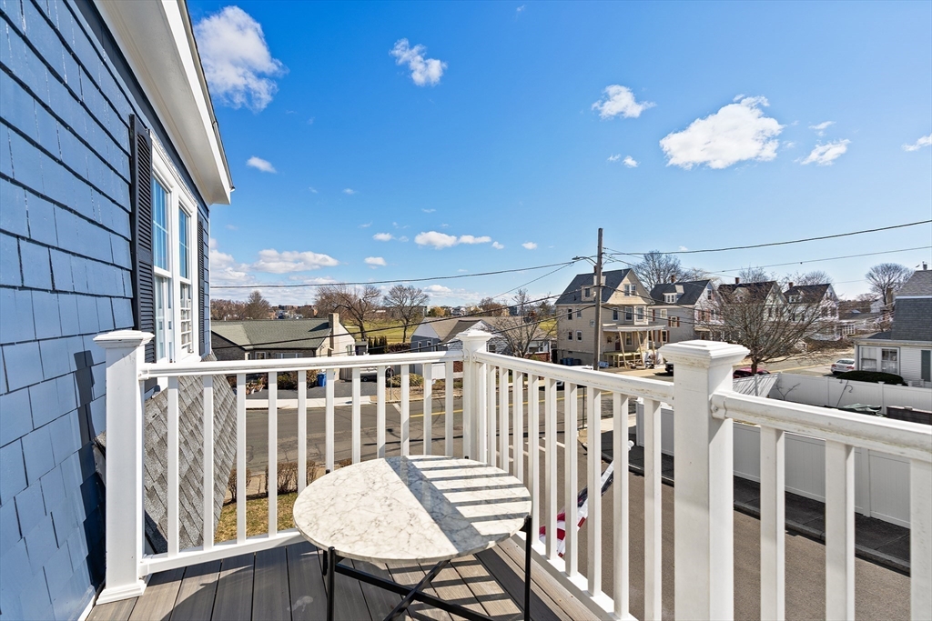 86 Chester Ave, Winthrop