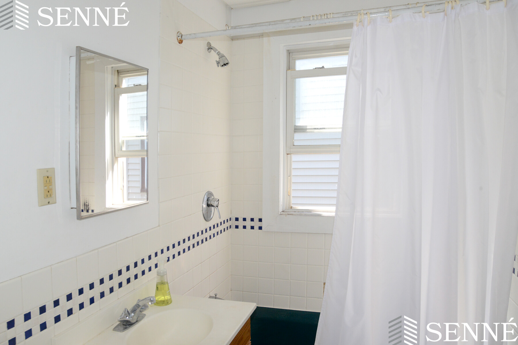 8 Adams Ter, Mid Cambridge