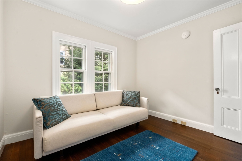 57 Hedge Rd, Brookline