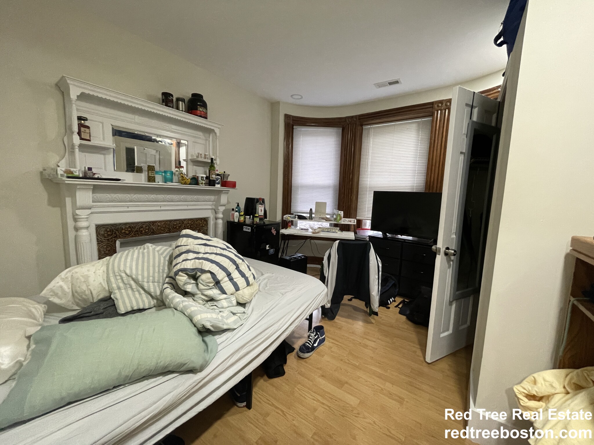 129 Cedar St, Roxbury