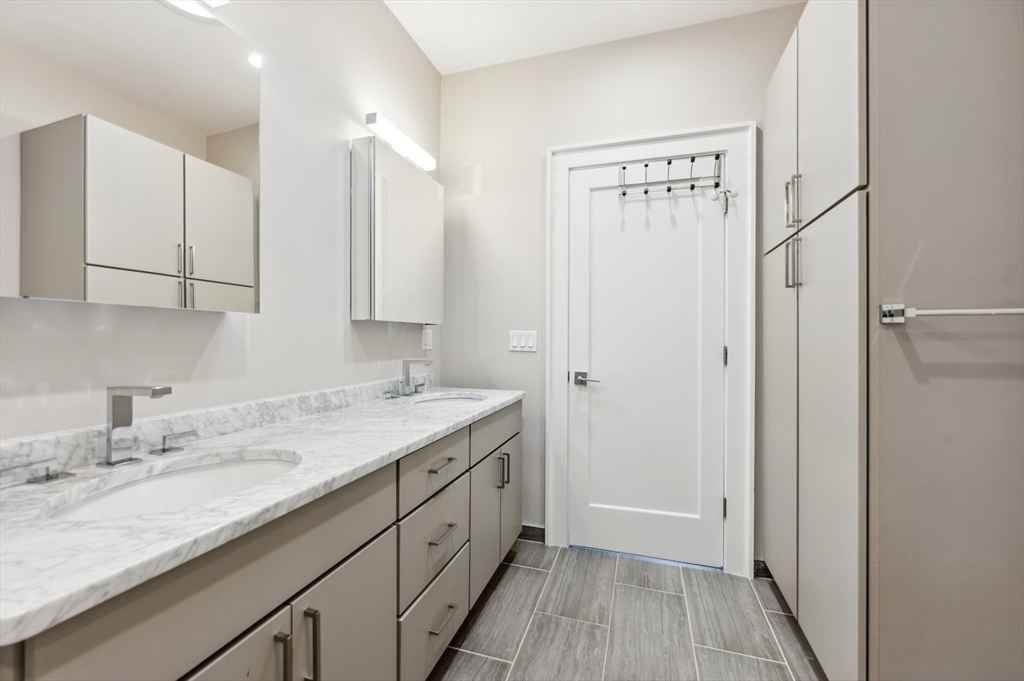 17 Vinton St, South Boston