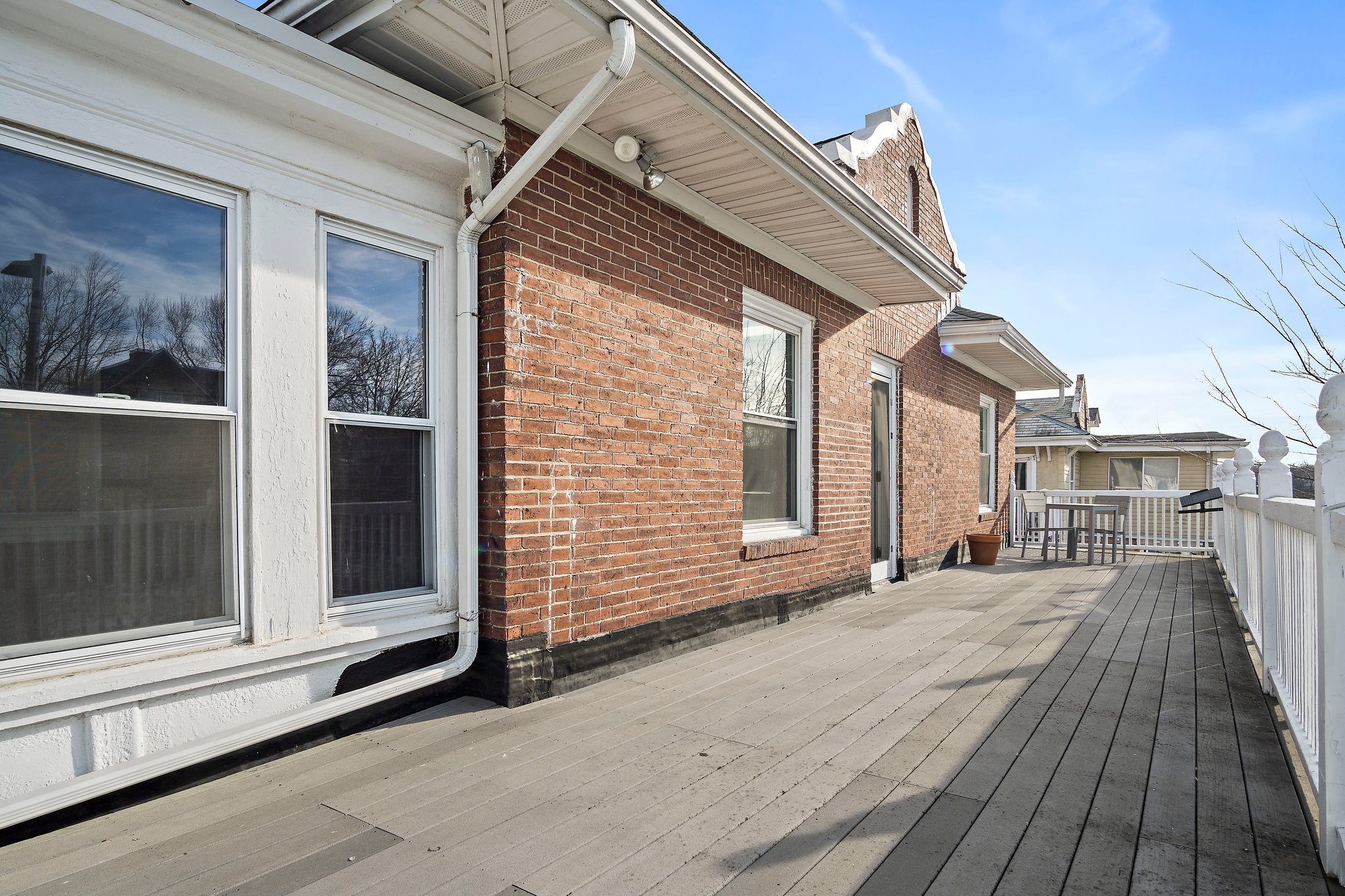 703 Washington St, Brighton