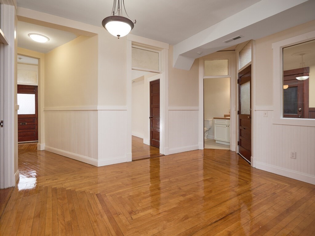 17 Hamilton St, Southbridge