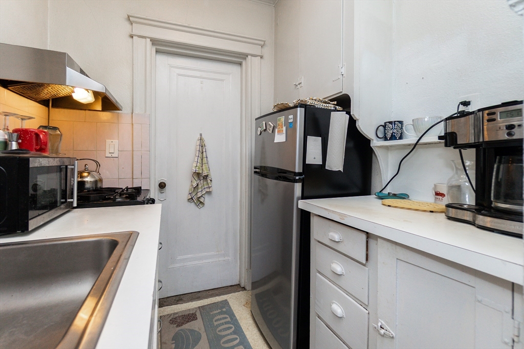 118 Riverway, Fenway