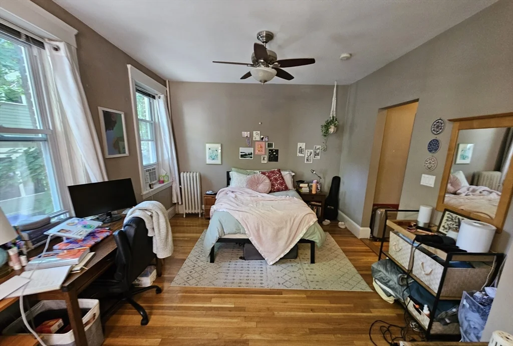 229 Freeman St, Coolidge Corner