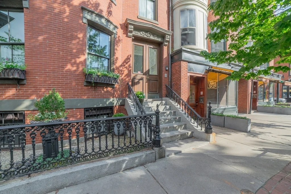 310 Shawmut Ave, South End