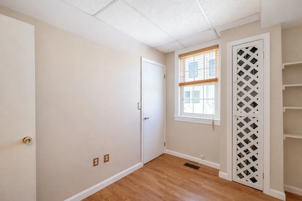 100 Water St, Newburyport