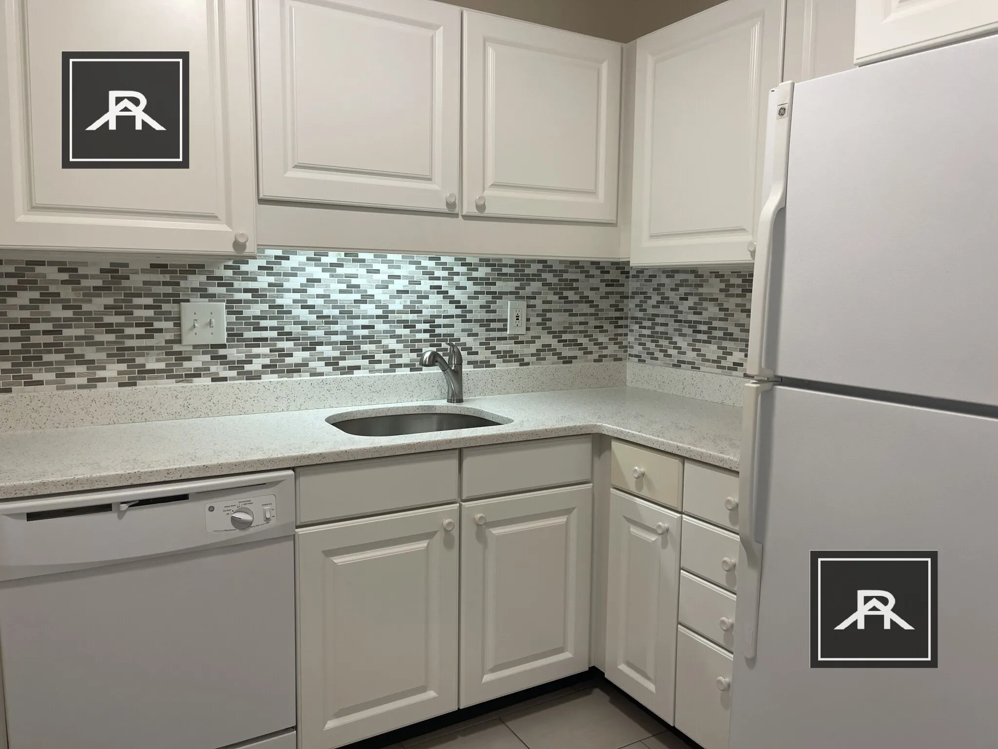 101 Monmouth St, Longwood