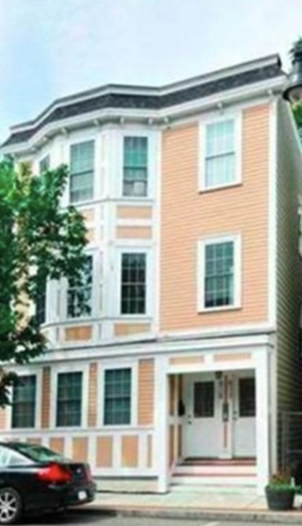 613 Dorchester Ave, South Boston