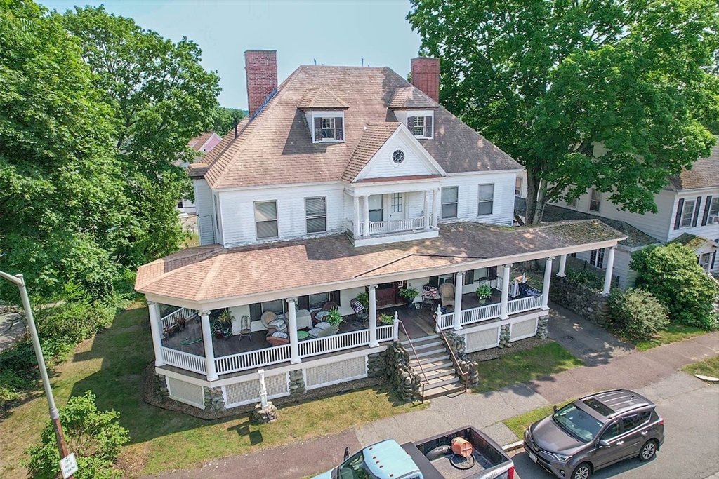 18 Chestnut St, Wakefield