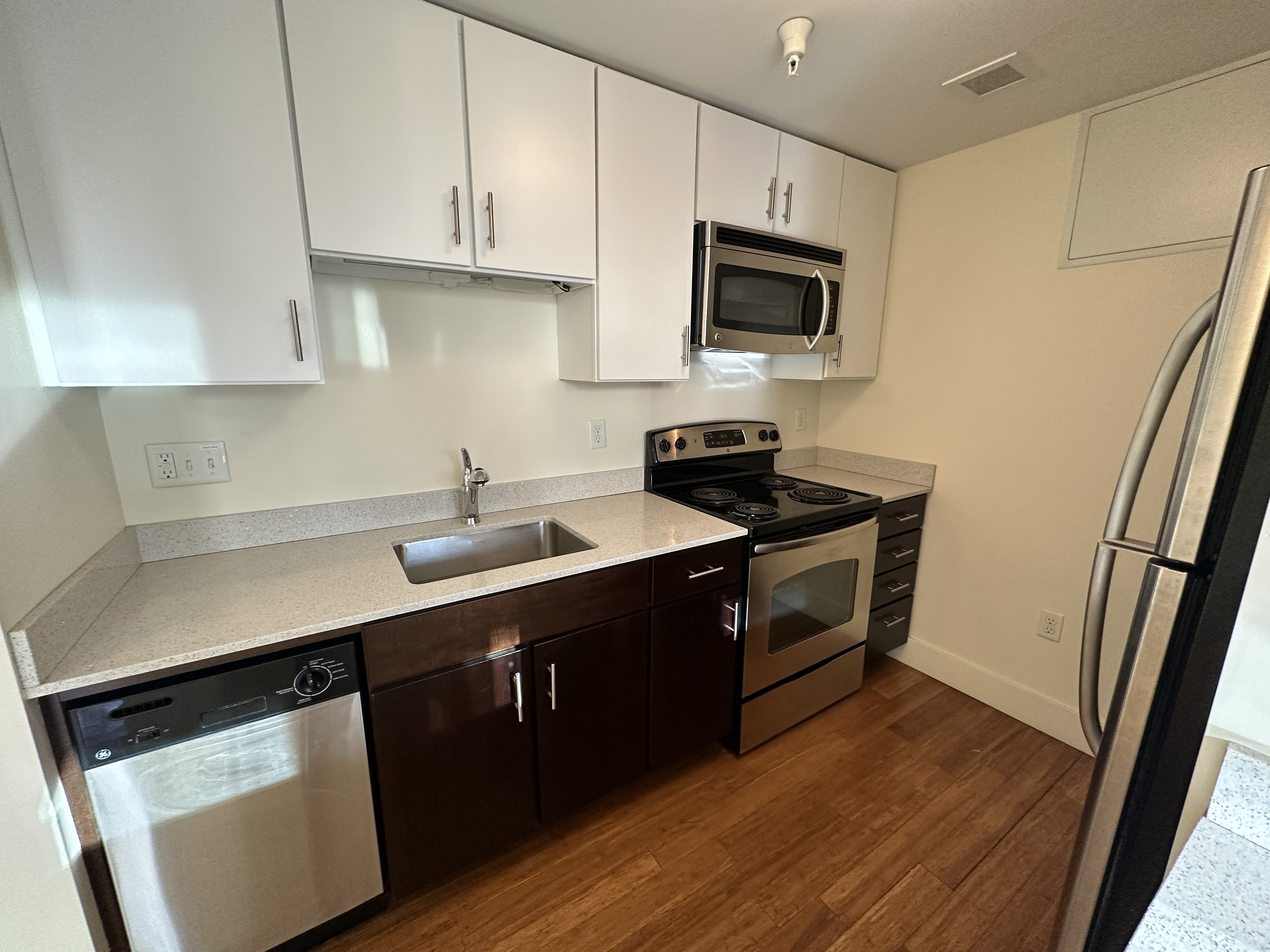 8 Winter St, Downtown