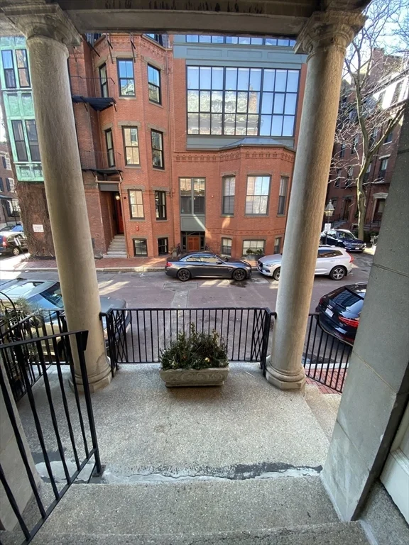 2 Otis Pl, Beacon Hill