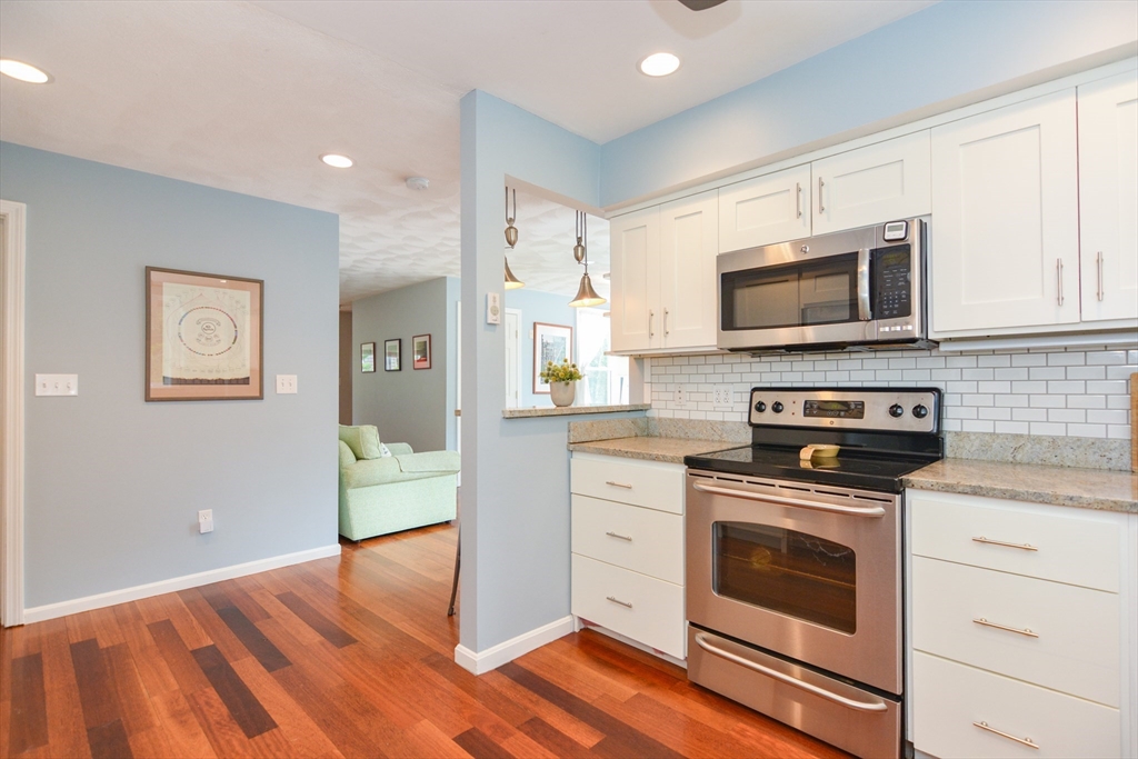 3 Abbot Ct, Marblehead