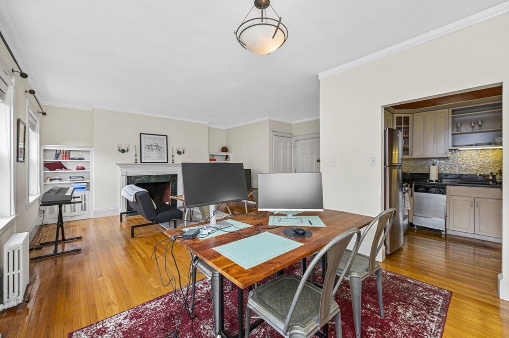 246 Beacon St, Back Bay