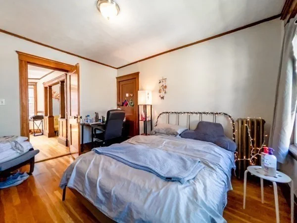 26 St Rose St, Jamaica Plain