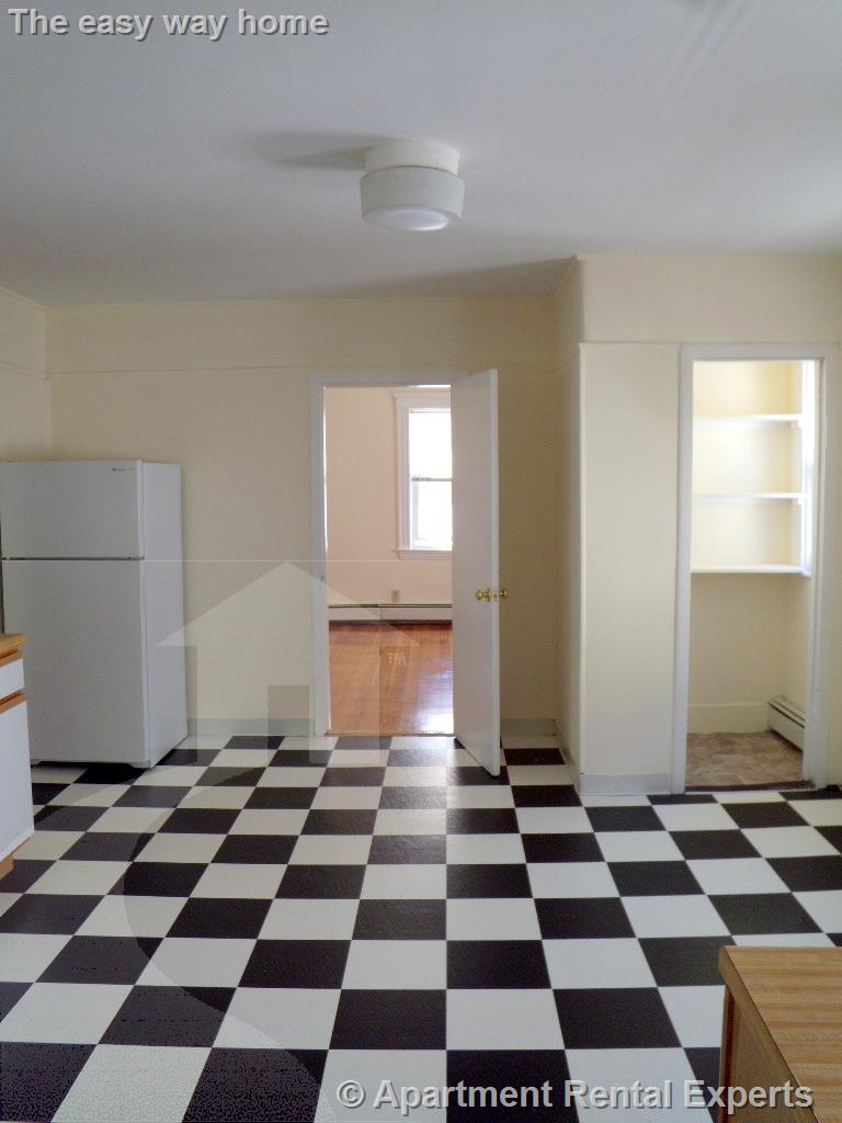 25 Knapp St, Union Square