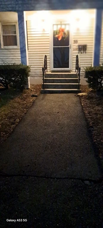 55 Wedgewood Rd, Tatnuck