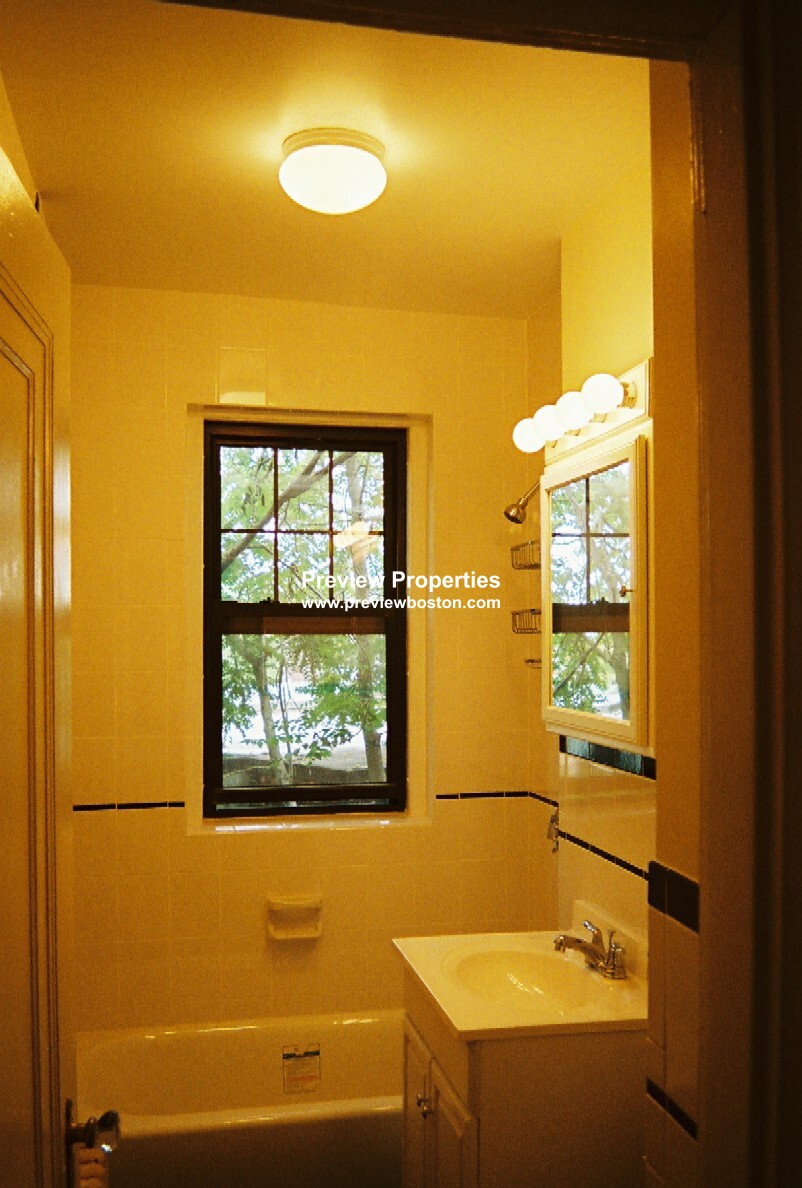 1999 Commonwealth Ave, Brighton