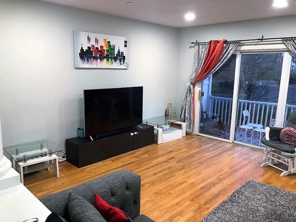 12 Ship Ave, Glenwood