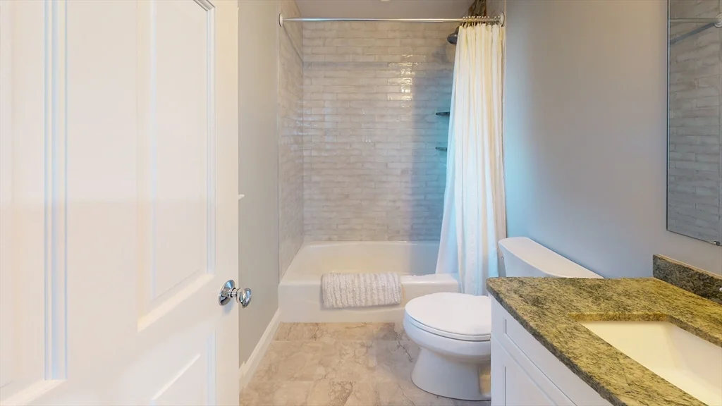 56 Albemarle Rd, Waltham