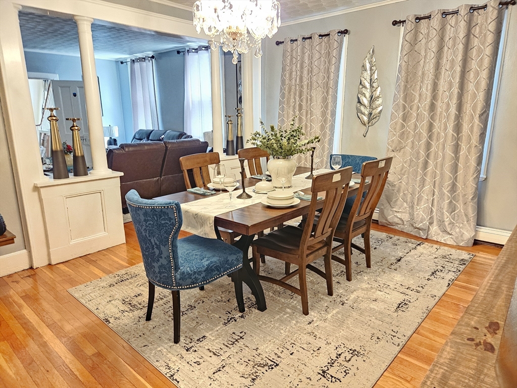 28 Cedar St, Taunton