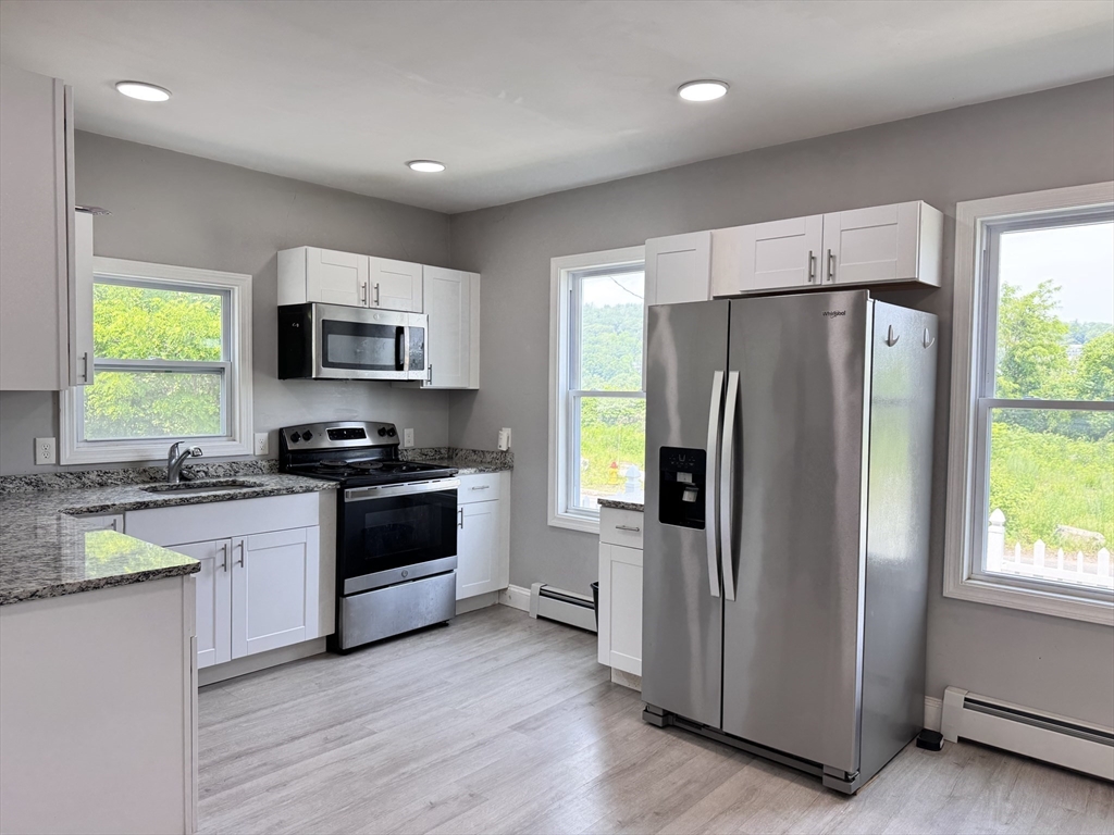 286 Kimball St, Fitchburg