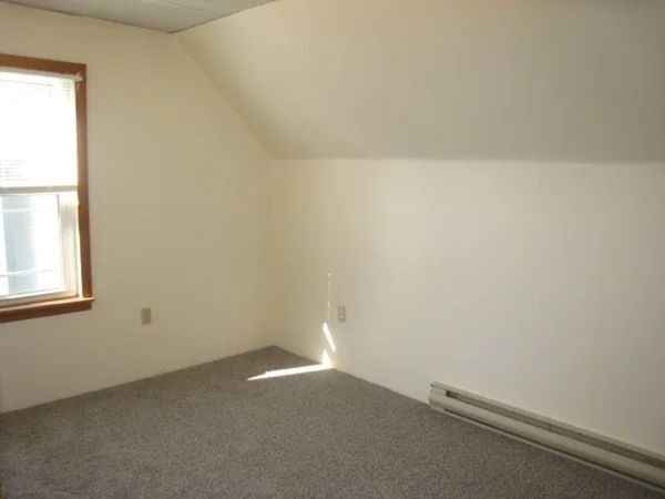 113 Pleasant St, Gloucester