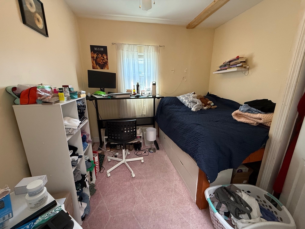 189 W Sixth St, South Boston