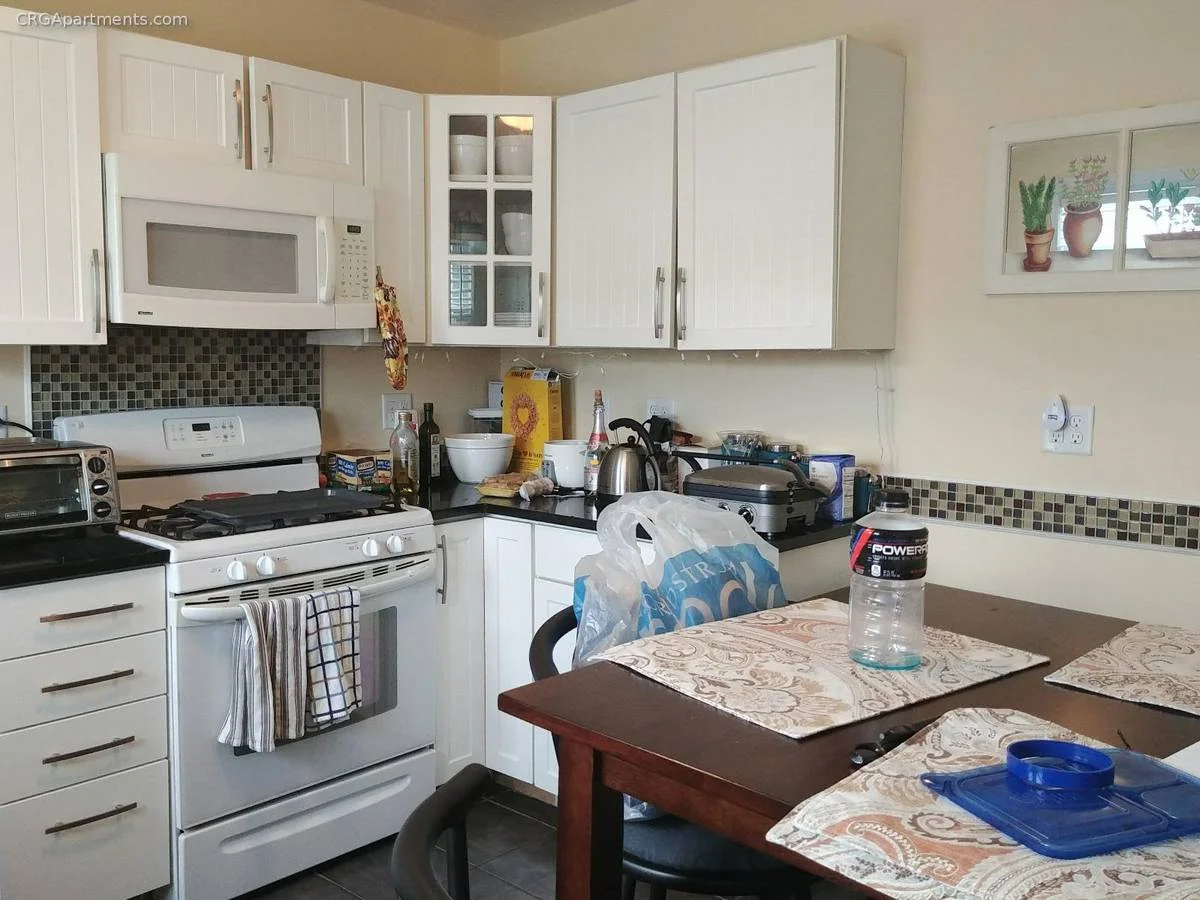 2 Vassar St, South Medford