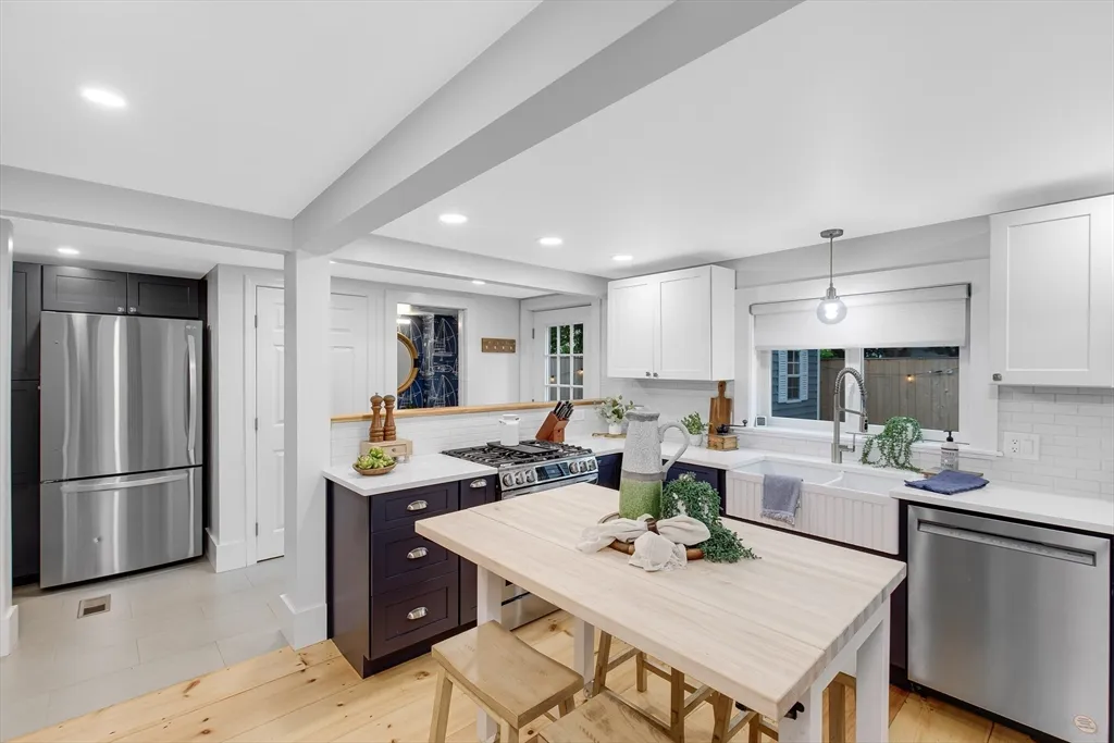 7 Summer St, Newburyport