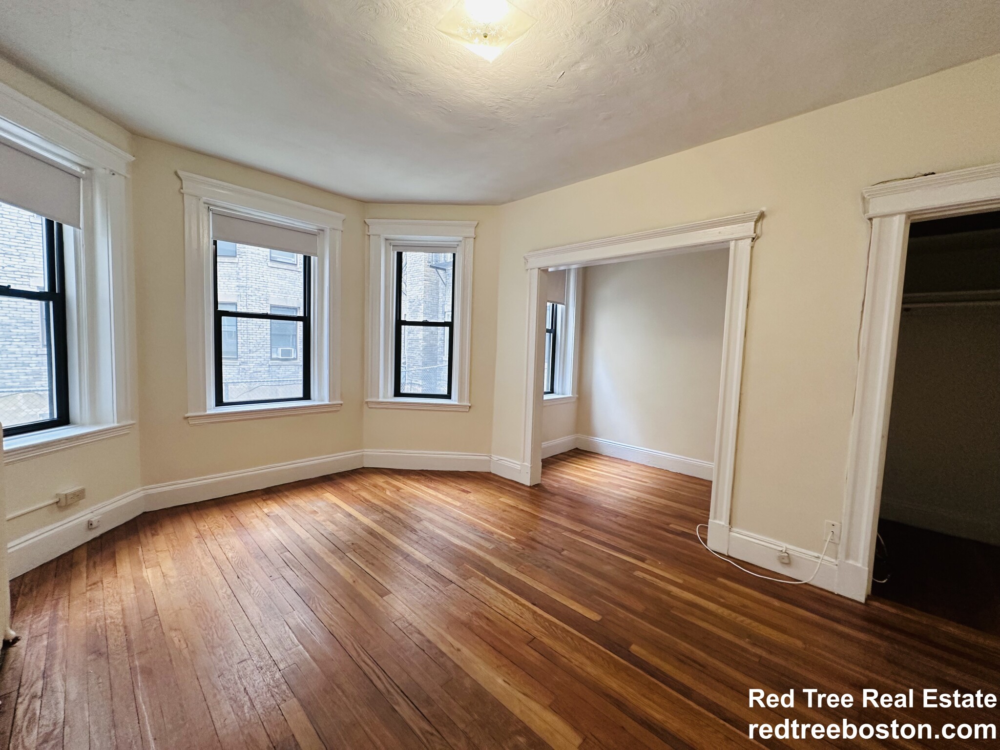 1144 Commonwealth Ave, Allston