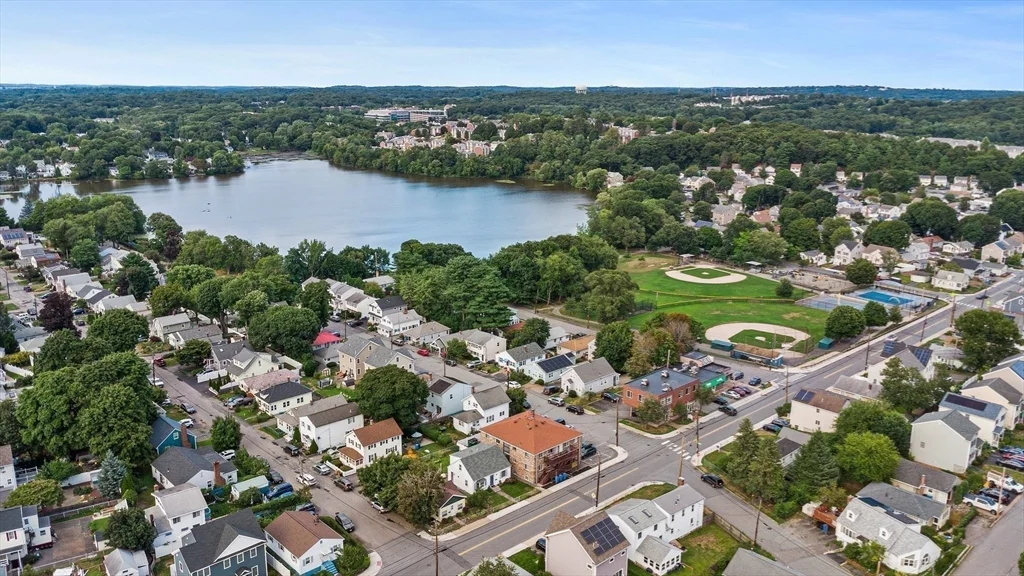 243 Lake St, Waltham