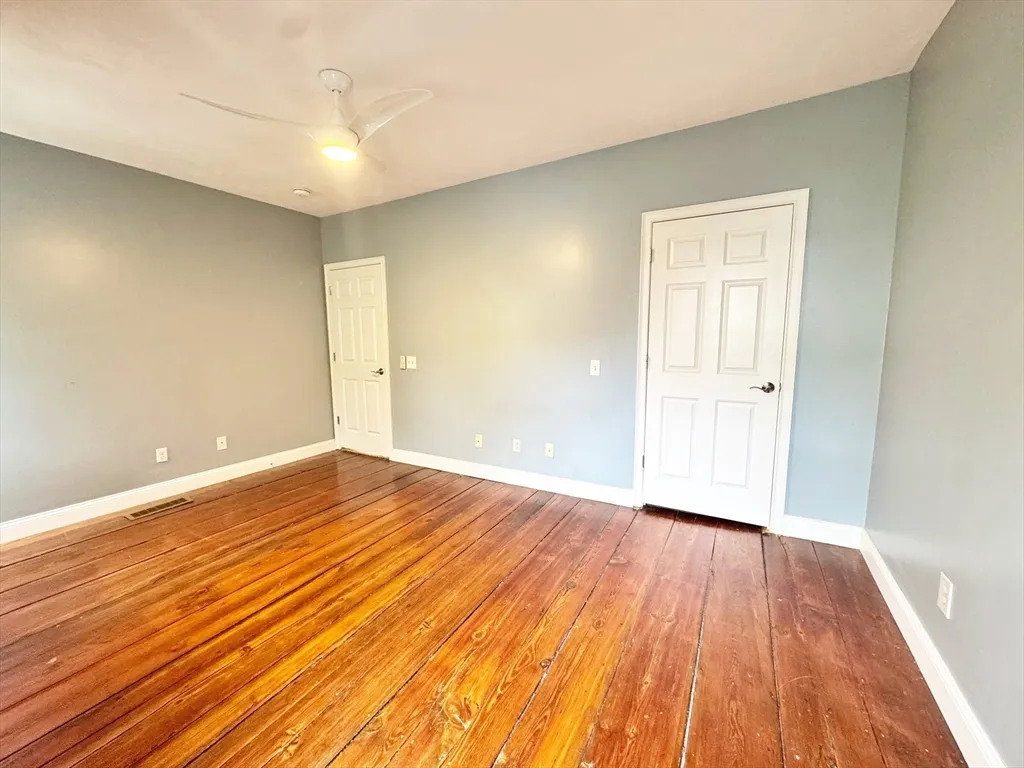 364 Sumner St, East Boston