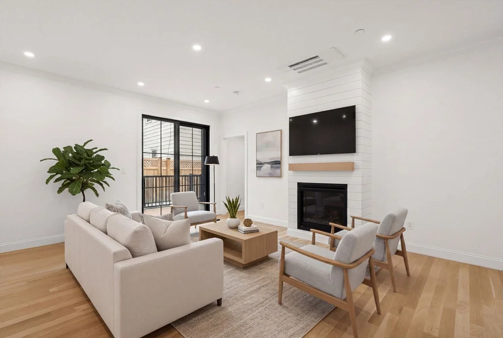 27 Shepard St, Brighton