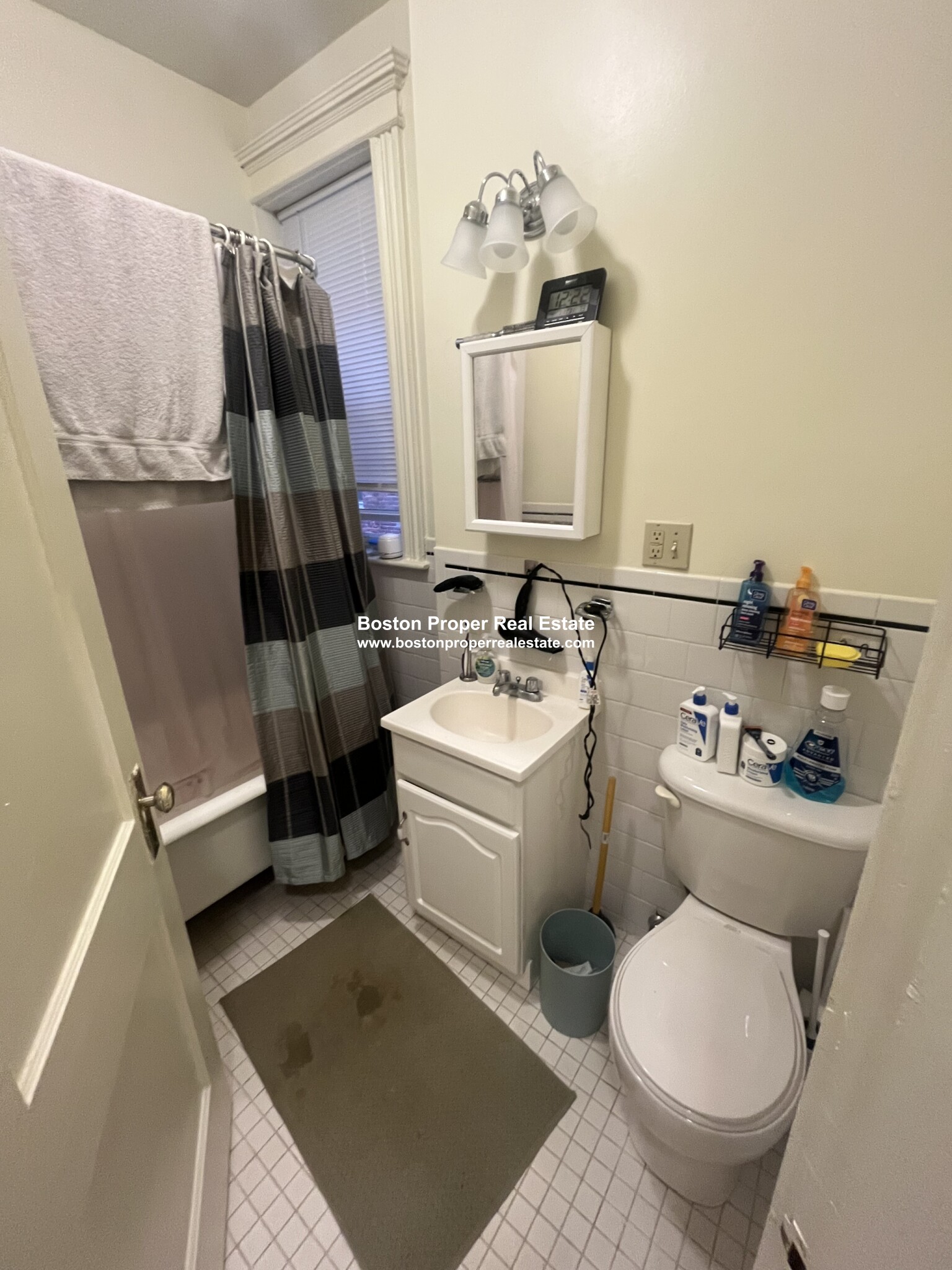 15 Queensberry St, Fenway